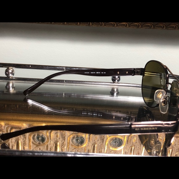 Burberry Aviator Sunglasses - Picture 10 of 12